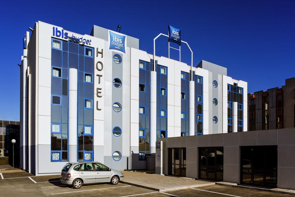 Ibis Budget Grigny Centre Exterior foto