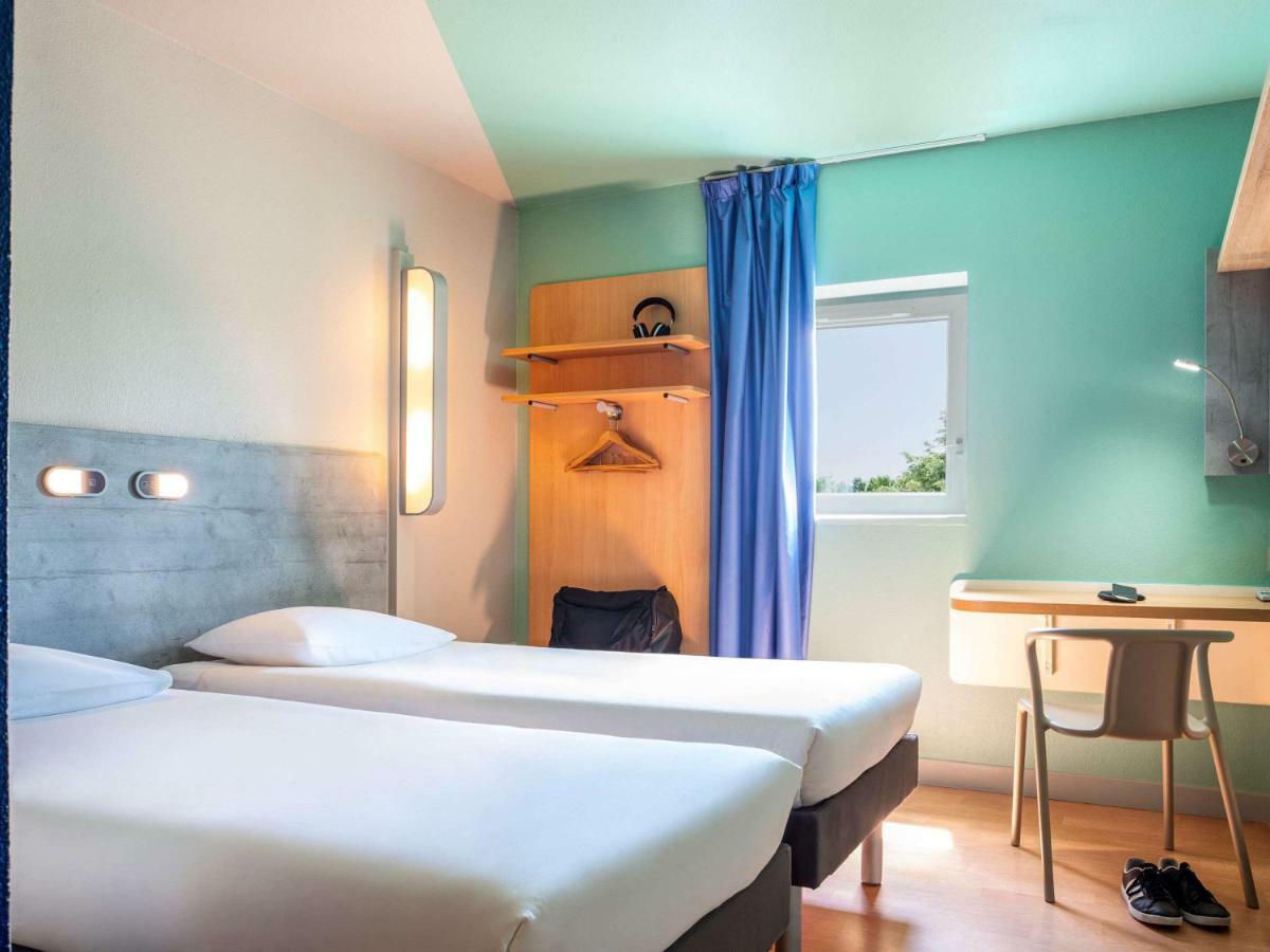 Ibis Budget Grigny Centre Exterior foto