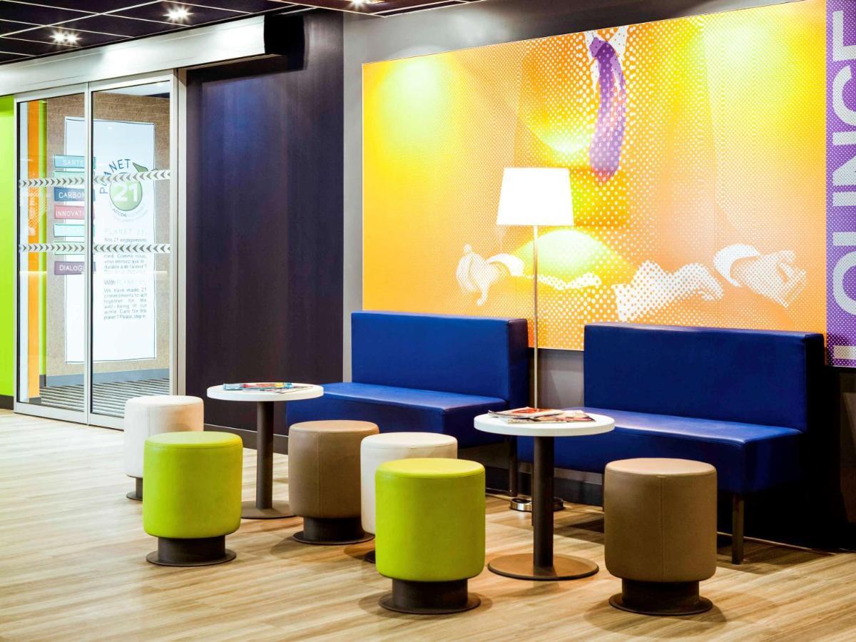 Ibis Budget Grigny Centre Exterior foto